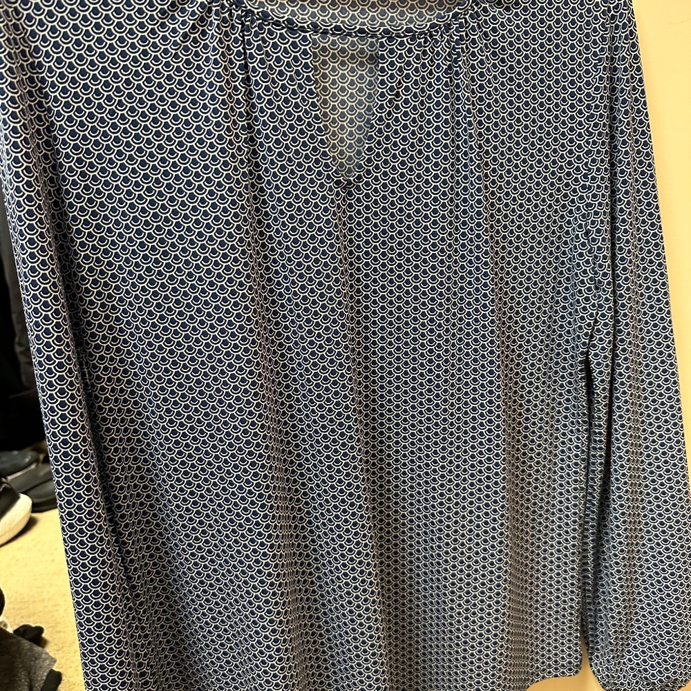 The Limited Blue/White Seashell blouse